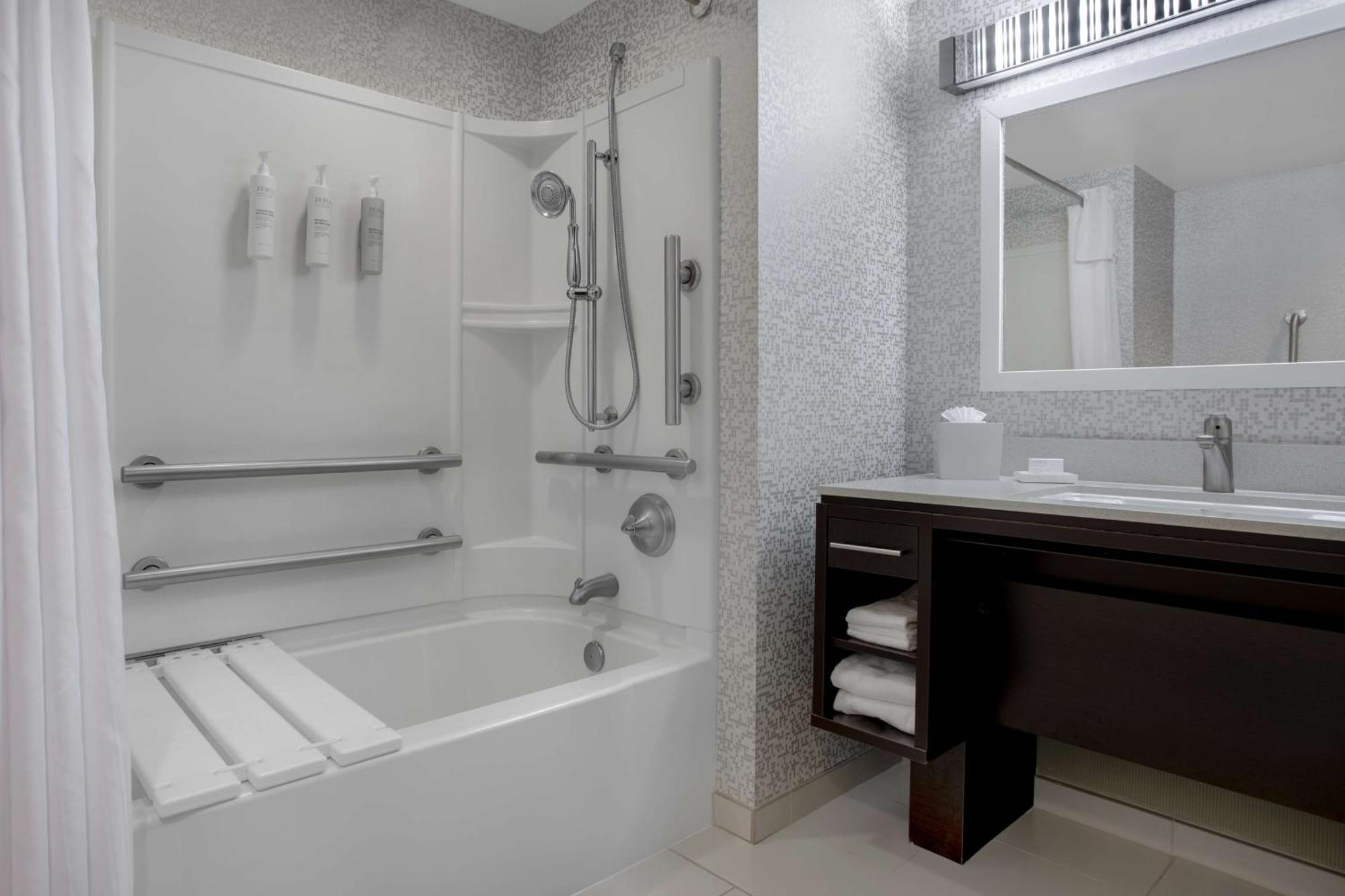 Home2 Suites By Hilton Omaha West Ngoại thất bức ảnh